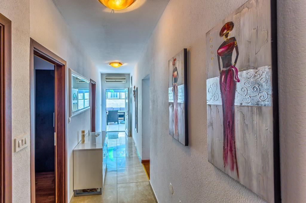 Luxury Apartments Domgjoni Подстрана Экстерьер фото